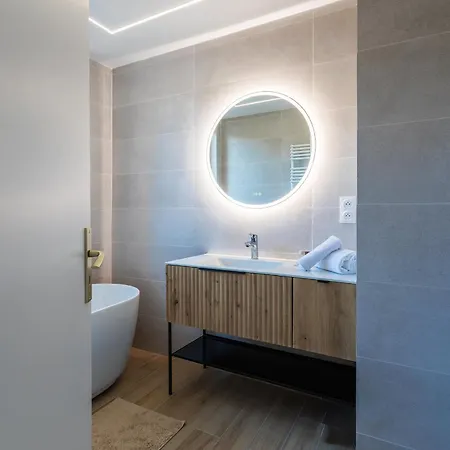 Lägenhet Le Saint Esteve Ap4435 By Riviera Homes